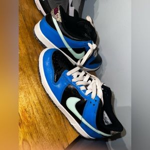 Nike funk lows women’s 7